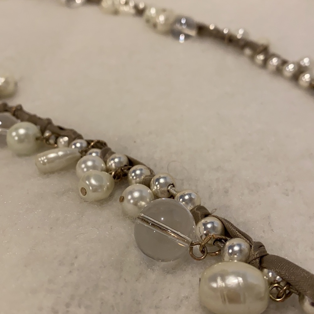 Chico pearl/satin necklace